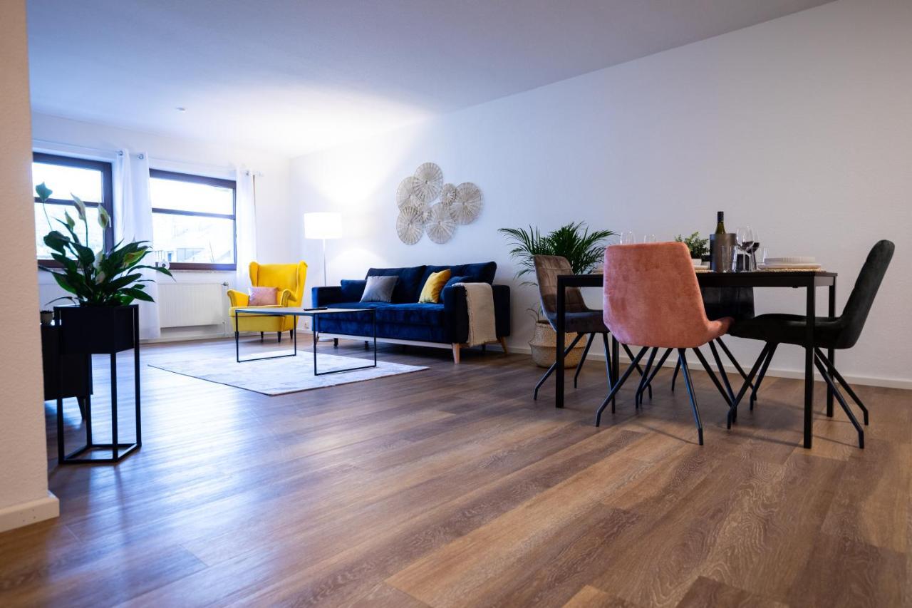 Design-Ferienwohnung In Bad Neuenahr: Platz Fuer 4, Kueche, Wifi, Netflix 외부 사진