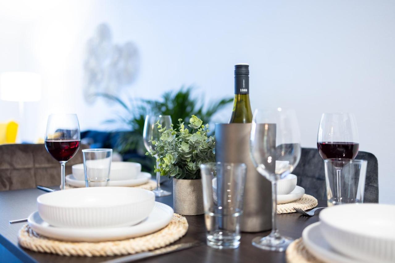 Design-Ferienwohnung In Bad Neuenahr: Platz Fuer 4, Kueche, Wifi, Netflix 외부 사진